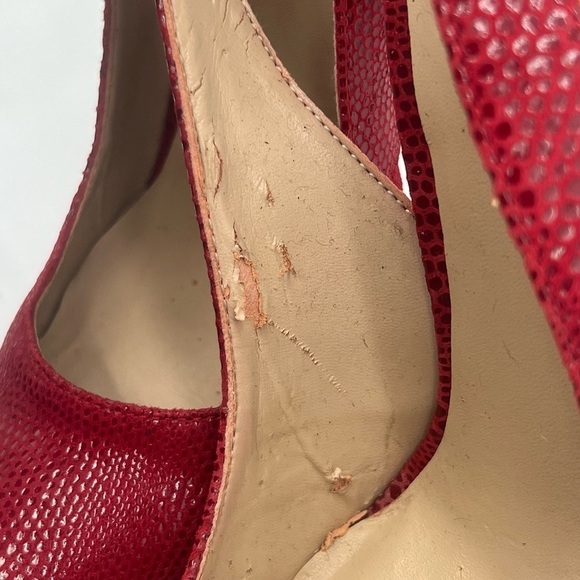 INC International Concepts Red Lucey Embossed Platform Pumps Size 8 Women's - Picture 11 of 11